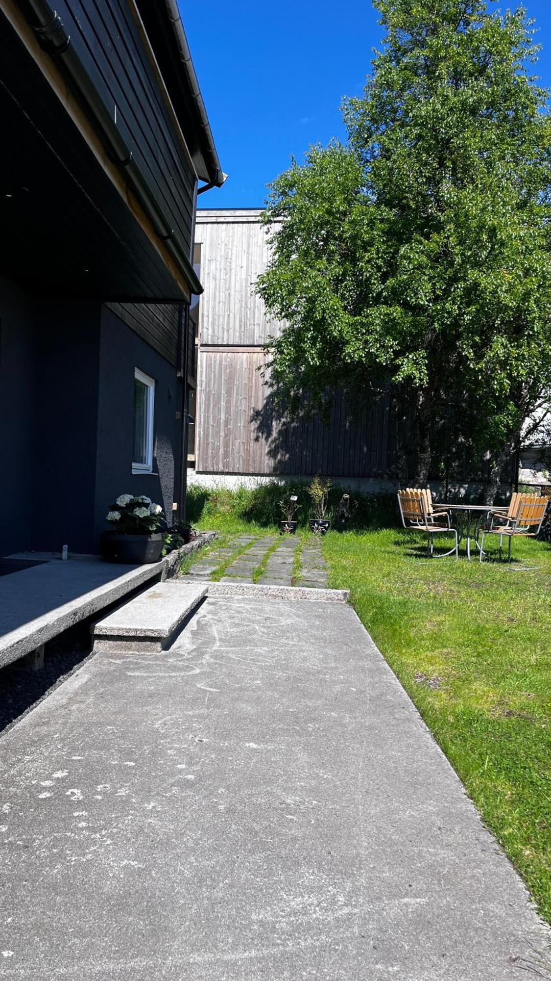 Stroken Liten Leilighet I Svolvaer. Exterior photo