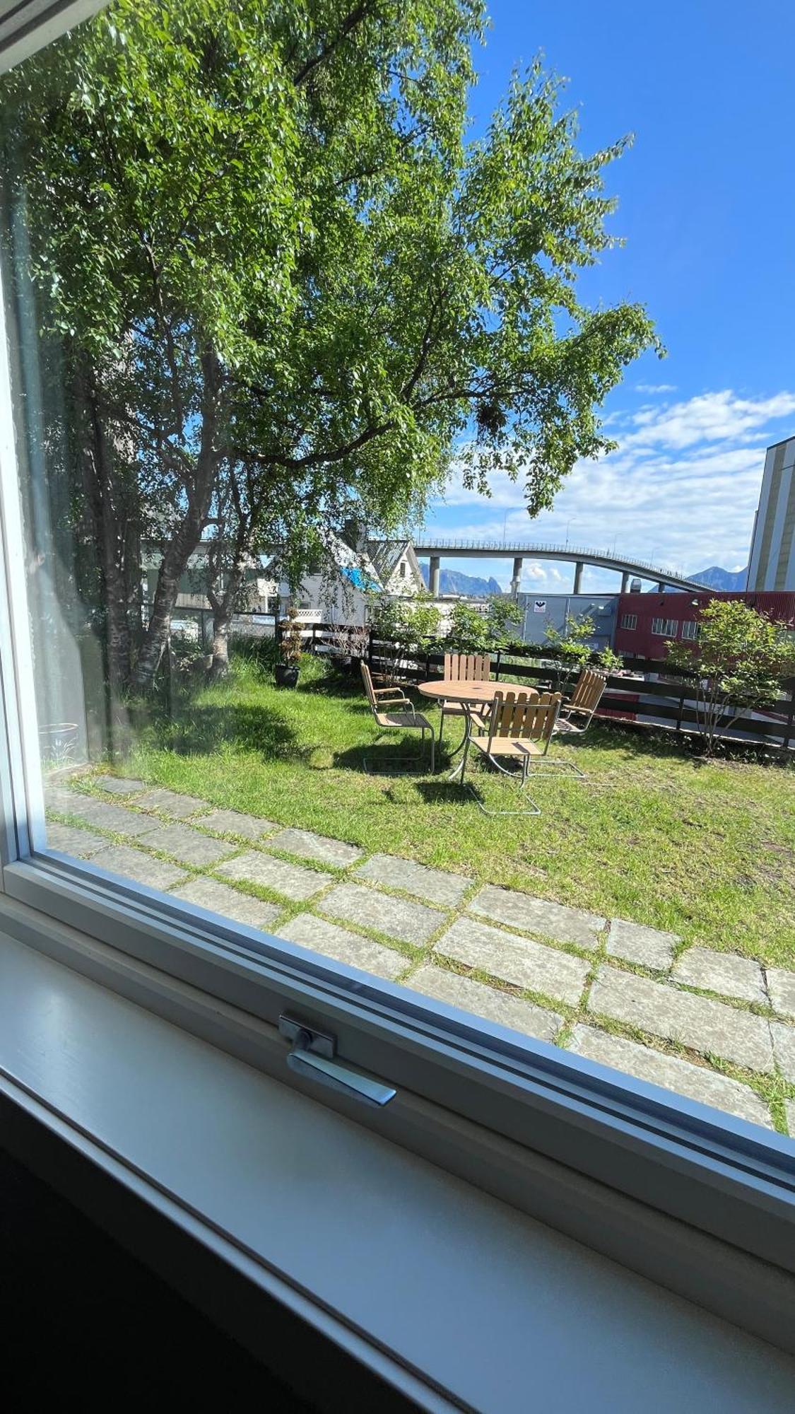 Stroken Liten Leilighet I Svolvaer. Exterior photo